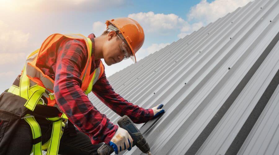 Professional Emergency Roof Repairs services in New Athens, OH